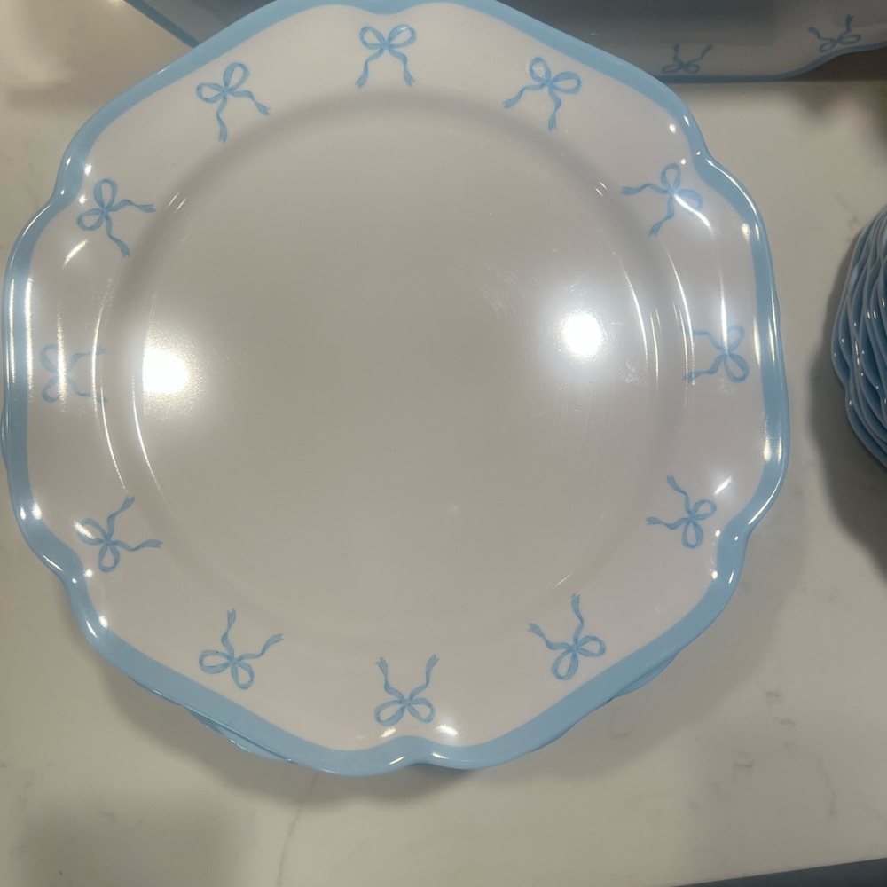 Shabby Chic Blue Ribbon Design Plates - Picture 3 of 6